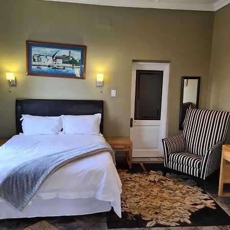 Metsing At Harties Hotel Hartbeespoort Exterior photo