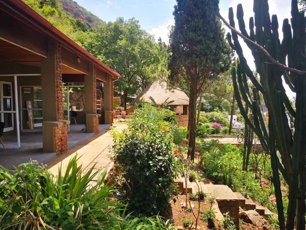 Metsing At Harties Hotel Hartbeespoort Exterior photo